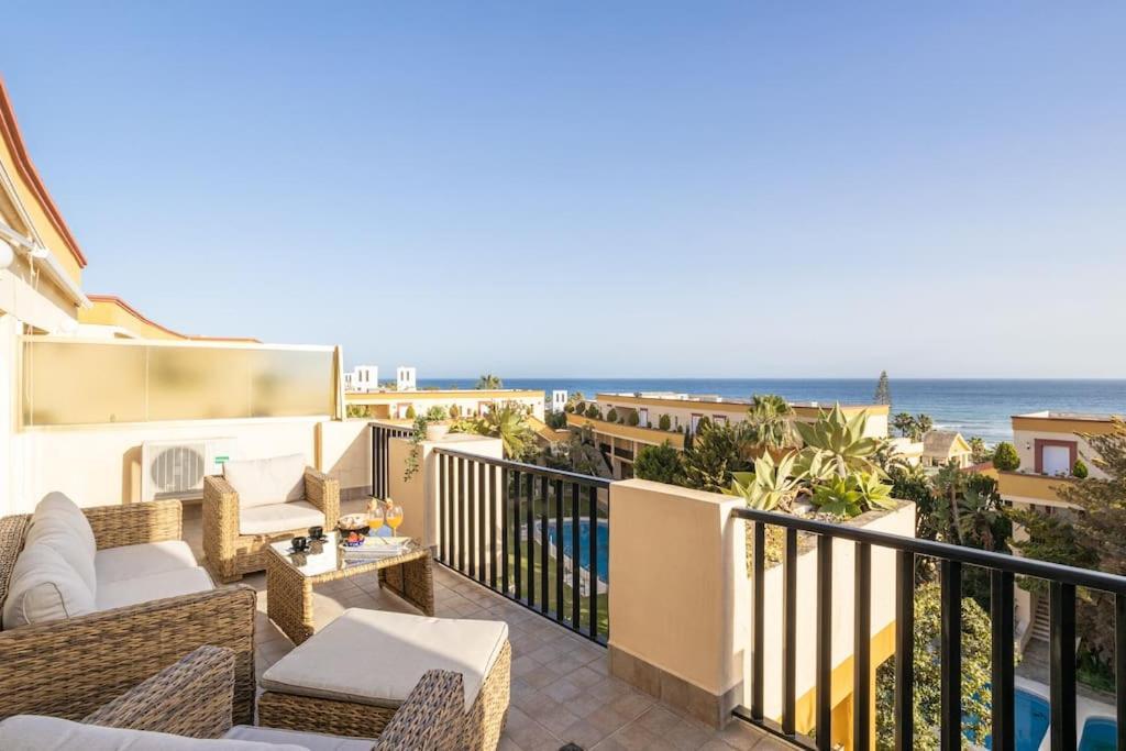 Oleholidays 244 Romana Playa Vistas Al Mar Apartemen
